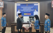 2 CPNS Lulusan IPDN Resmi Diambil Sumpah/Janji sebagai PNS, Sekda: Jadilah ASN yang Adaptif, Inovatif, dan Sigap Menjawab Kebutuhan Publik
